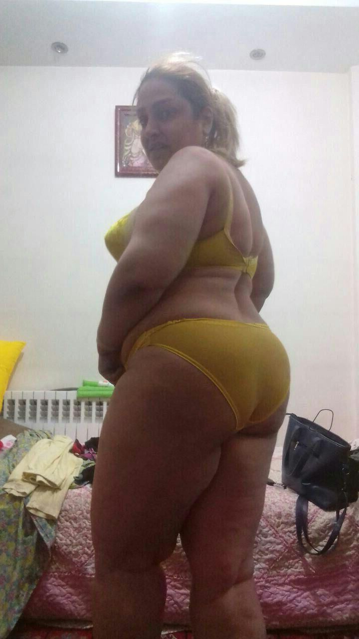 chubby iranian wife