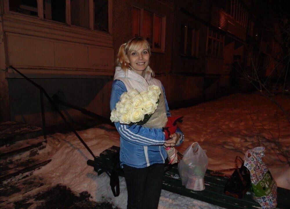 ブロンドのロシアの売春婦の妻