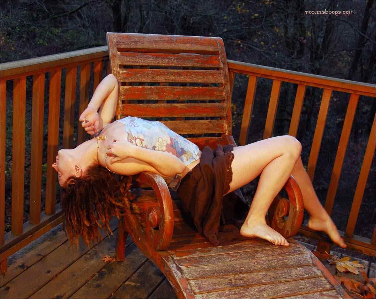 HippieGoddess SERQUET Naked end to her day