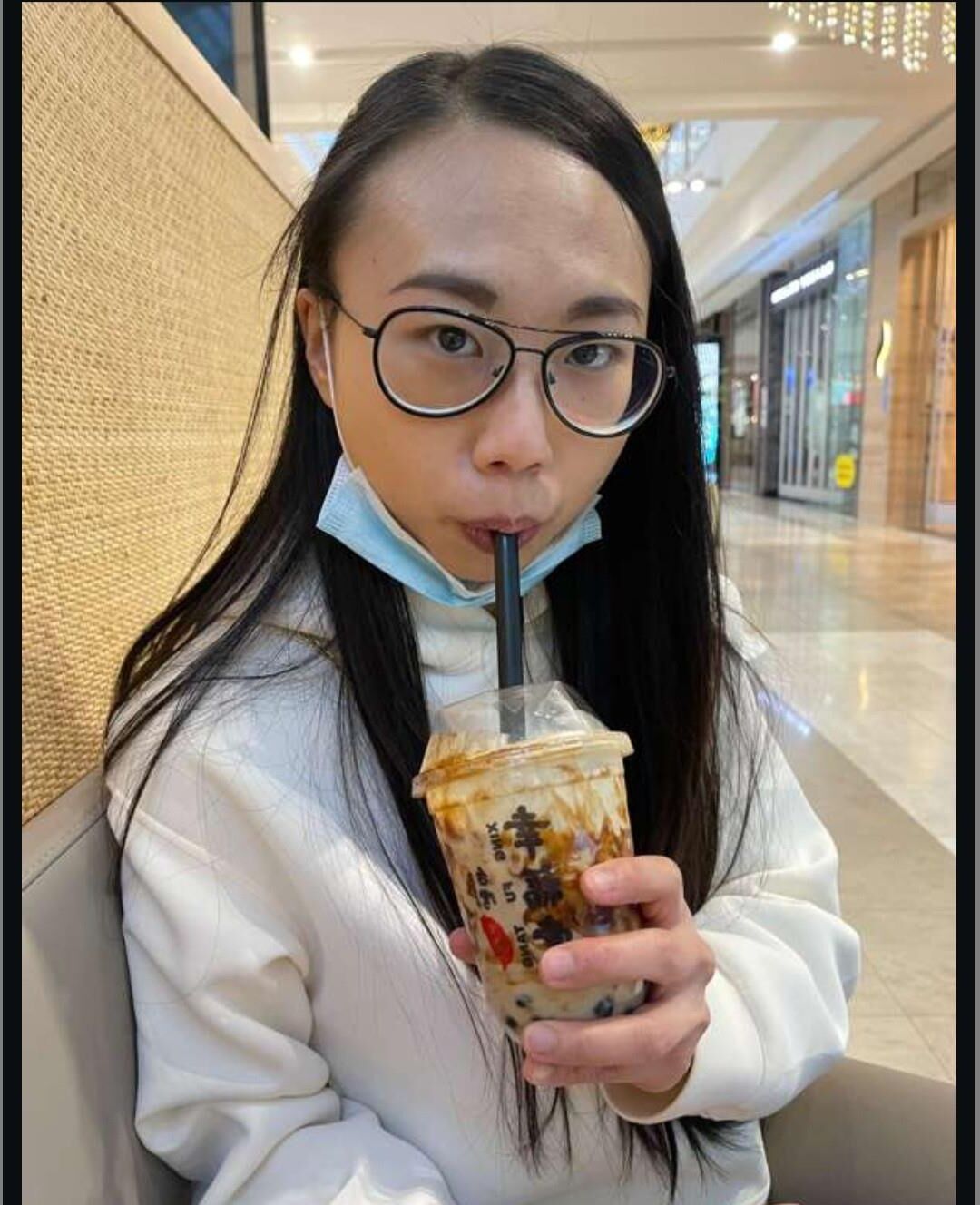 彼女の白い恋人との中国のオタク