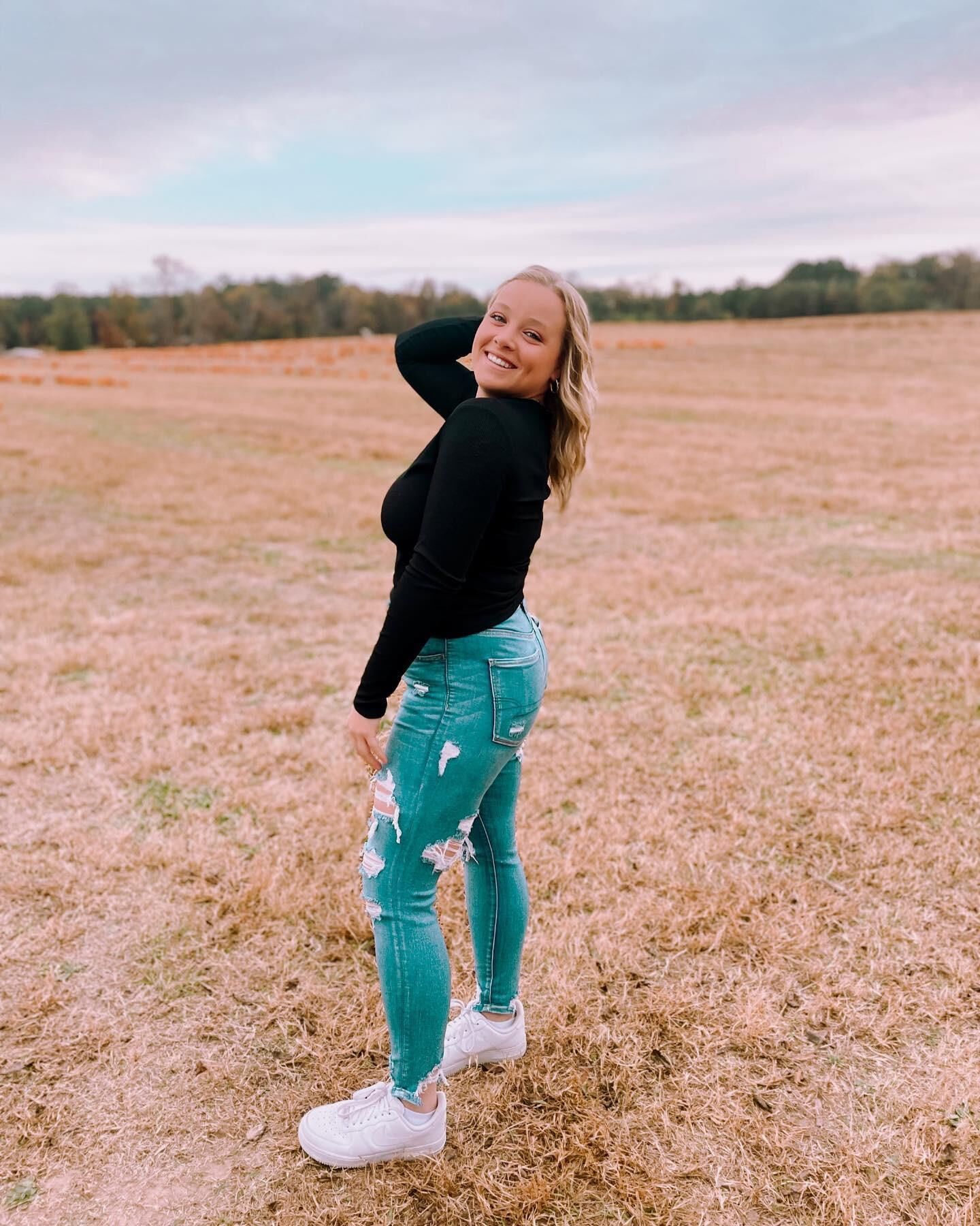 BBCの大学Snowbunny Pawg：Alivia w