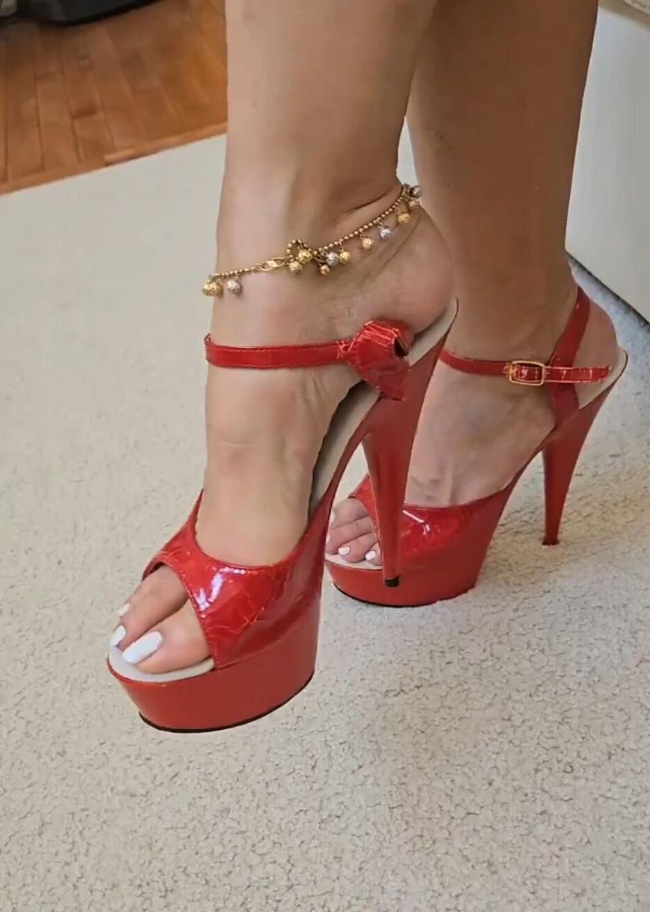 PrettyVafeet Asiático MILF SOLES