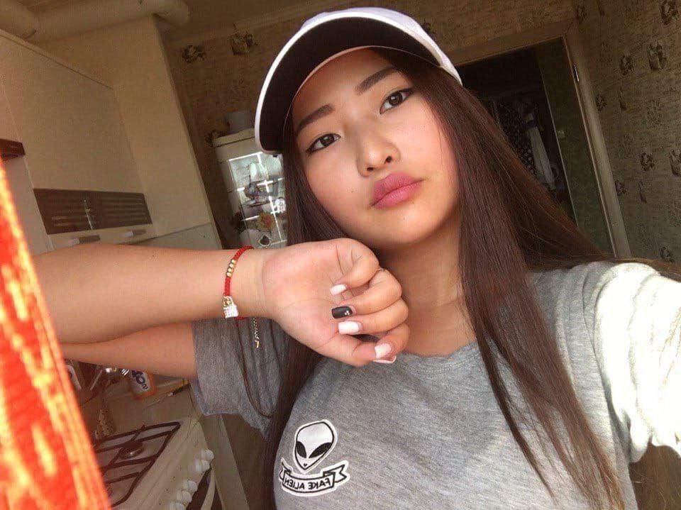 ロシアの女の子を混ぜます
