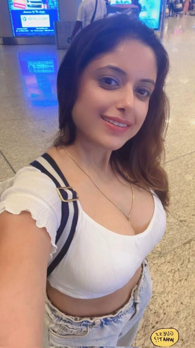 Hardcore and Softcore (Desi Indian Aunties and MILF) 