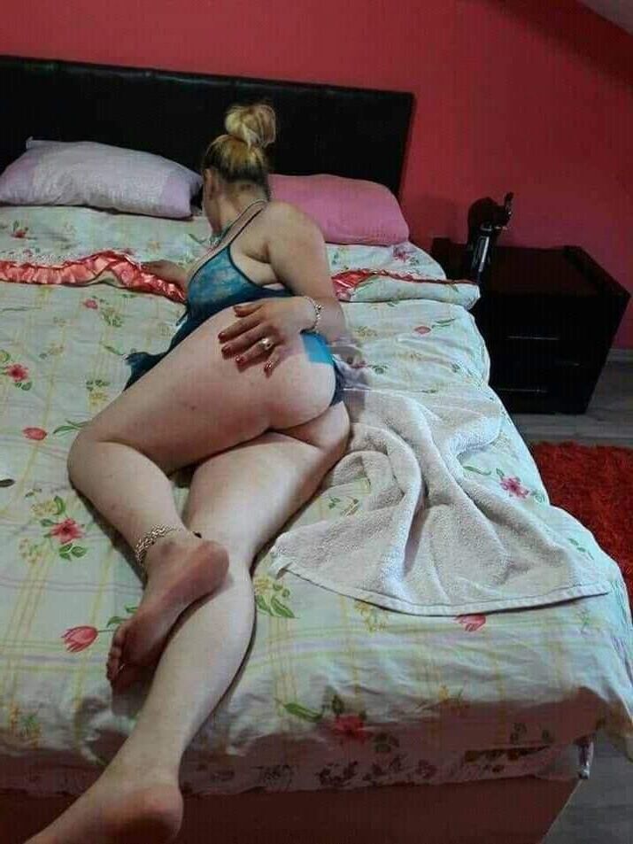 busty arabian woman