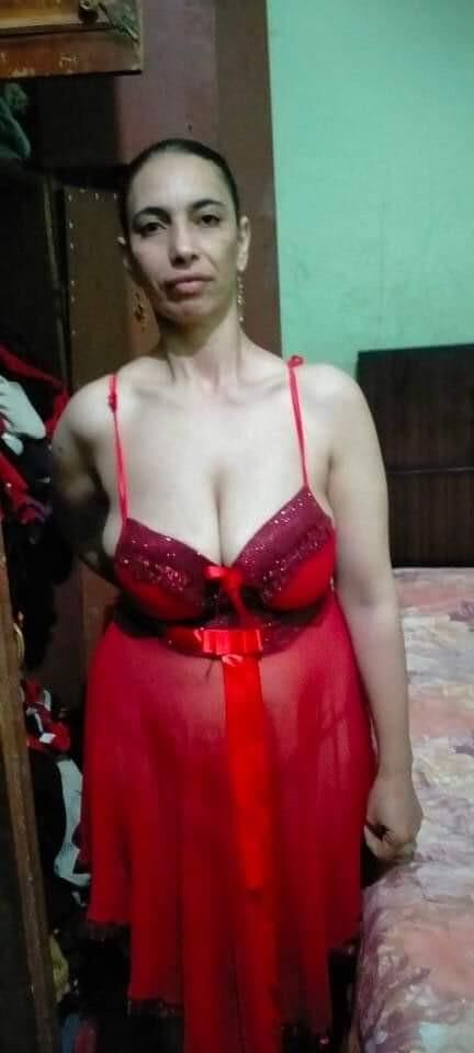 busty arabian woman