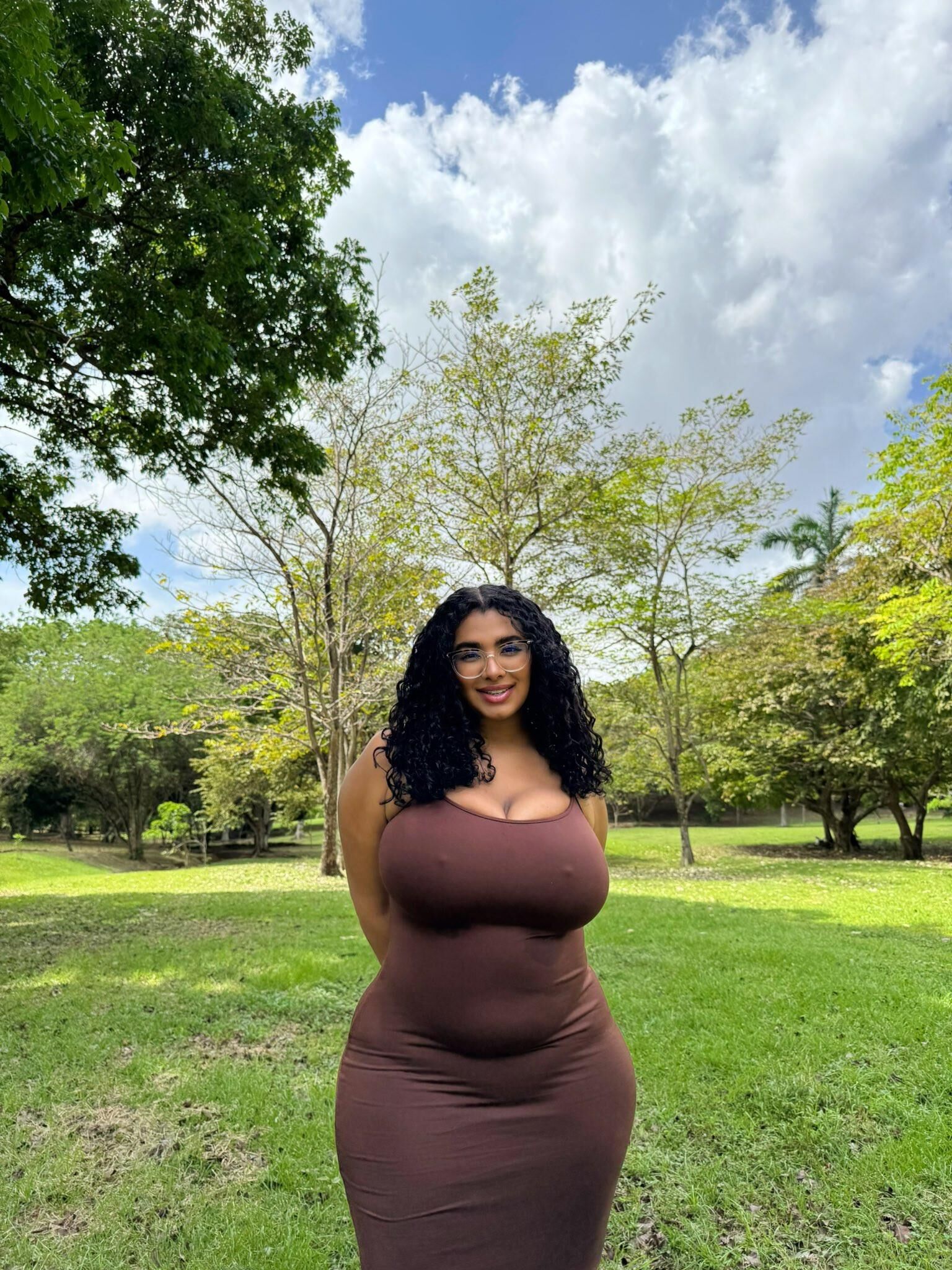 Karlamelito nalgona tetona latina