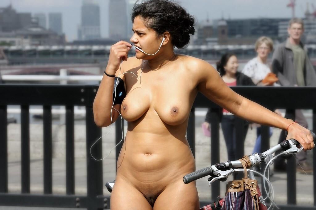 LadyGodva Meenal Jain Kyran Mahay WNBR Indian Babe
