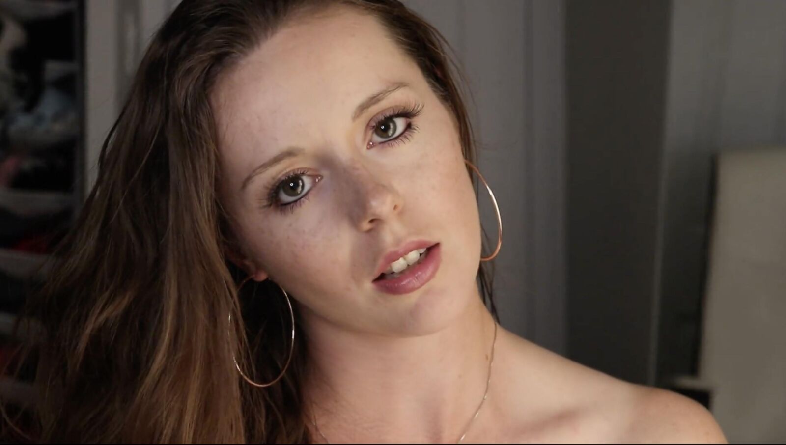 Скриншоты Nadia Foxx