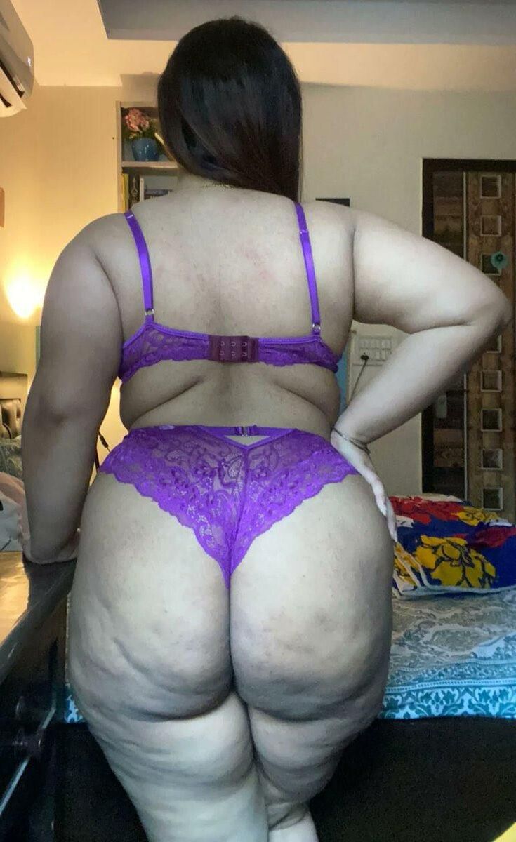 Indian Hoes (Desi Mix)
