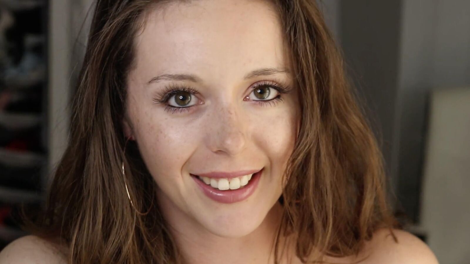 Скриншоты Nadia Foxx