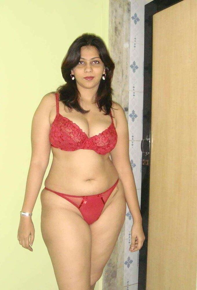Milf indiano glump