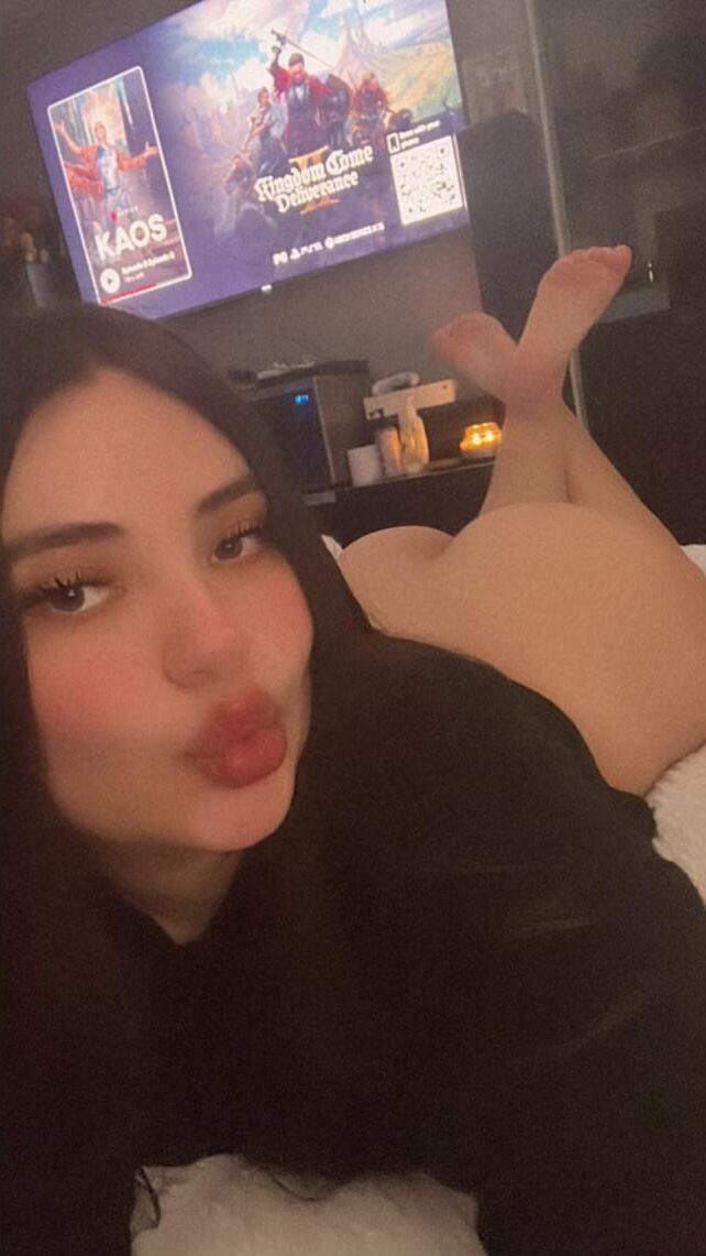 Эшли Латинская шлюха