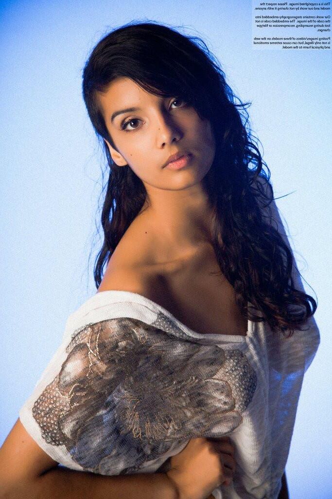 Modelo de vagabunda indiano Shanaya Abigail