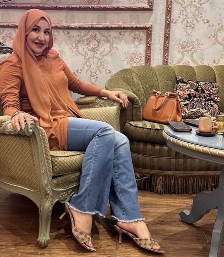 Hijab mother exposed